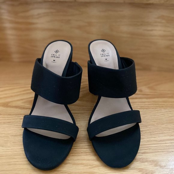 Call it Springs Black Heels - Picture 1 of 9
